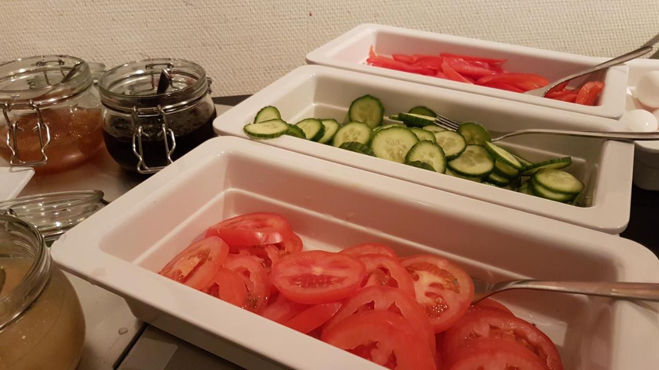 Karlskoga Folkhoegskola Vandrarhem Udden Bagian luar foto