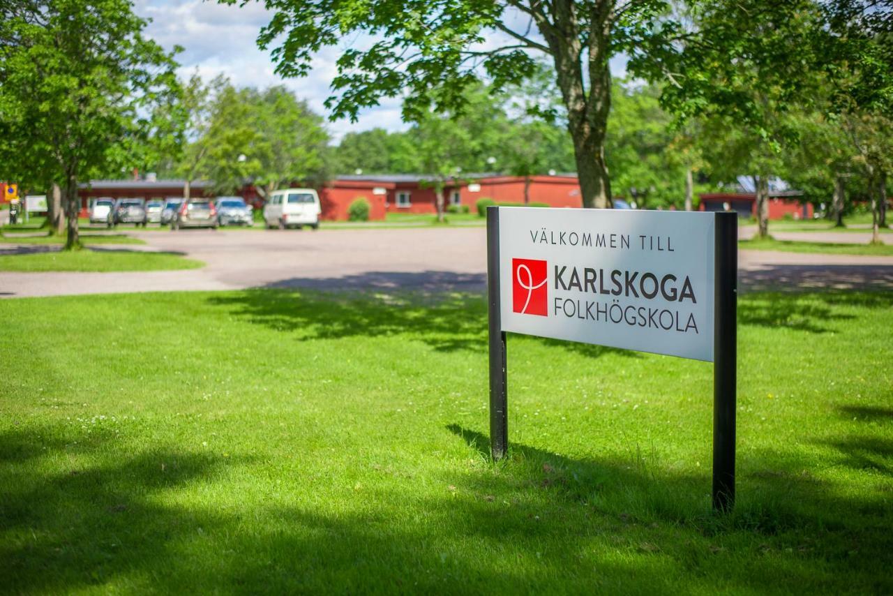 Karlskoga Folkhoegskola Vandrarhem Udden Bagian luar foto
