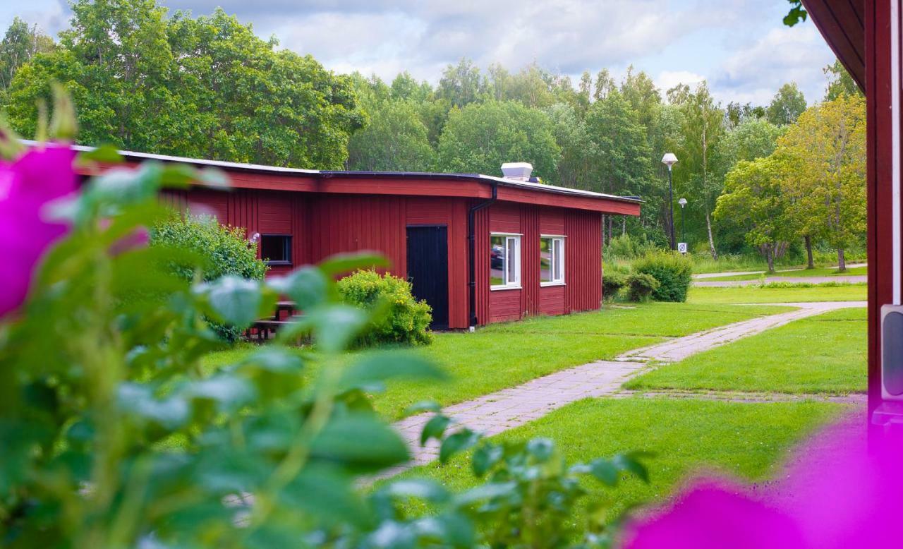 Karlskoga Folkhoegskola Vandrarhem Udden Bagian luar foto