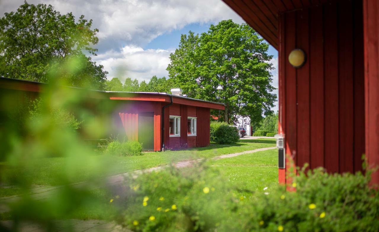 Karlskoga Folkhoegskola Vandrarhem Udden Bagian luar foto
