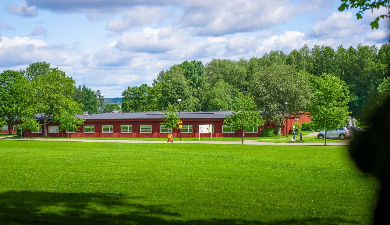 Karlskoga Folkhoegskola Vandrarhem Udden Bagian luar foto